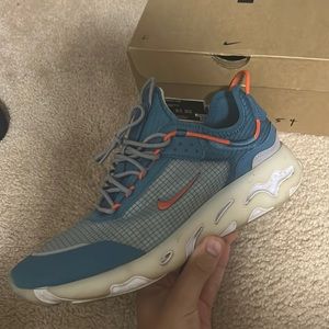 Nike react live